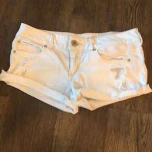 White jean shorts American Eagle stretch